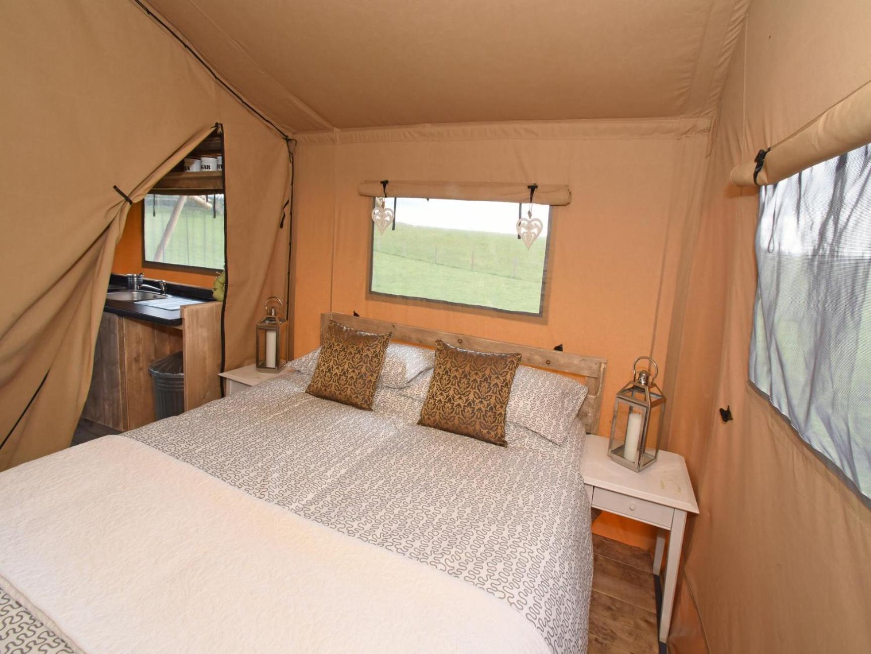 Carr'S Hill Luxury Safari Tents Denny Phòng bức ảnh